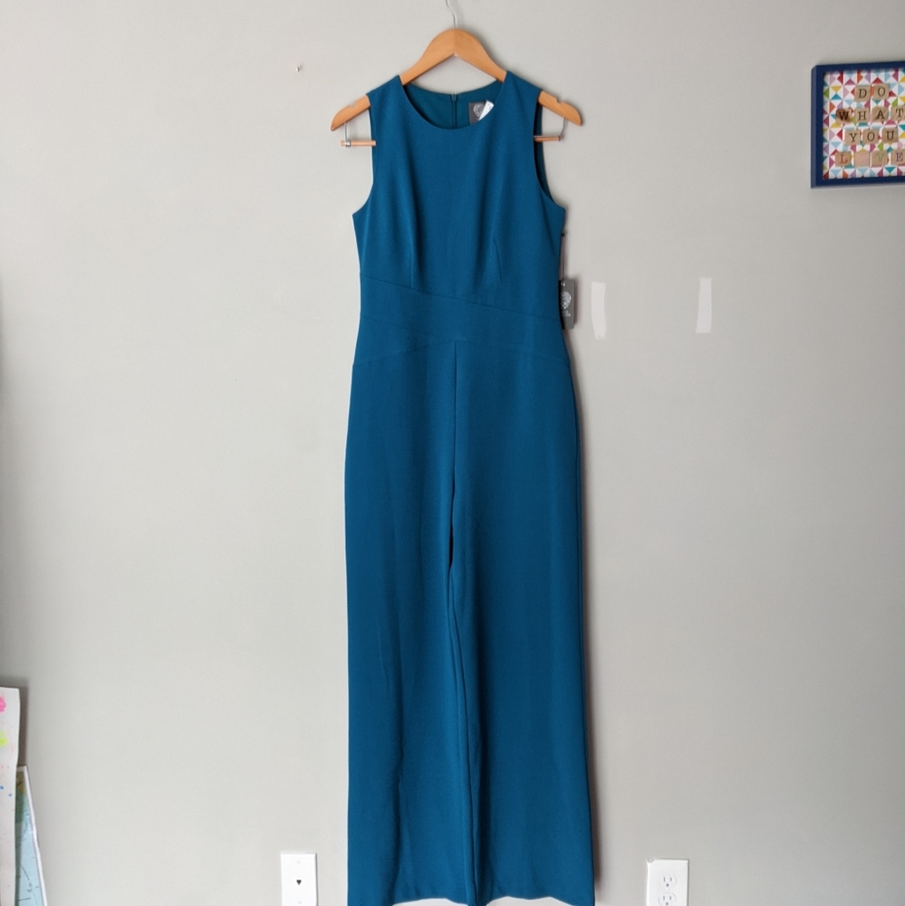Crisscross Waist Crepe Jumpsuit
VINCE CAMUTO